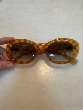 KREWE 'Margaret' Acetate Sunglasses
 - excellent condition